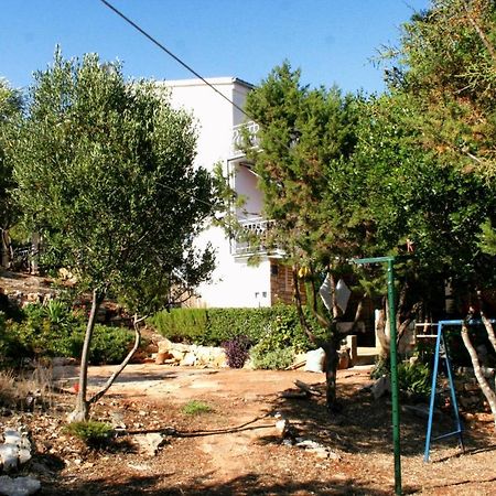 Apartment Zarace - Gdinj 4598A Dış mekan fotoğraf