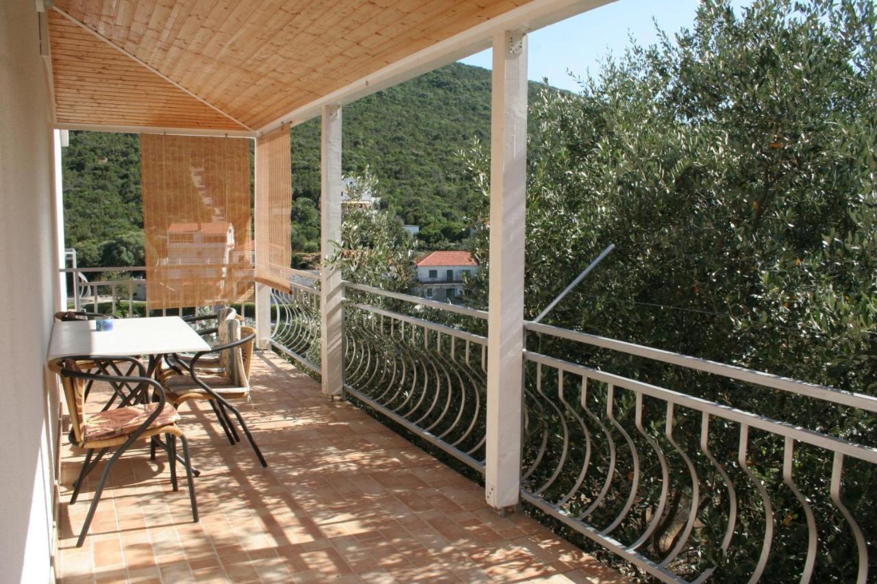 Apartment Zarace - Gdinj 4598A Dış mekan fotoğraf